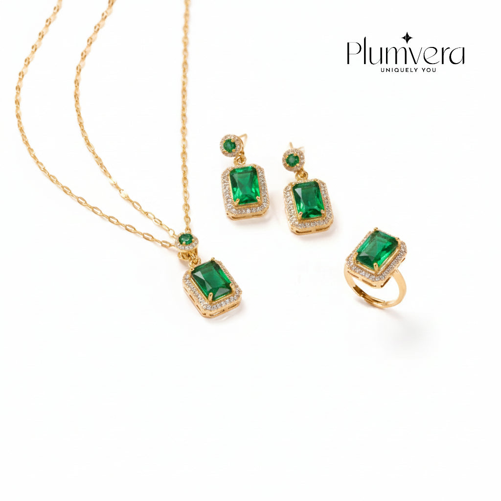 Plumvera Glimmer Glow Neckpiece
