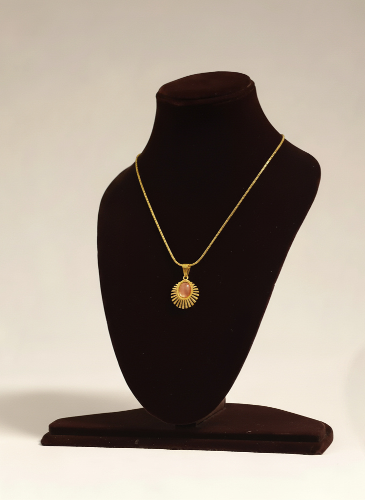 Plumvera Seashell Elegance Necklace