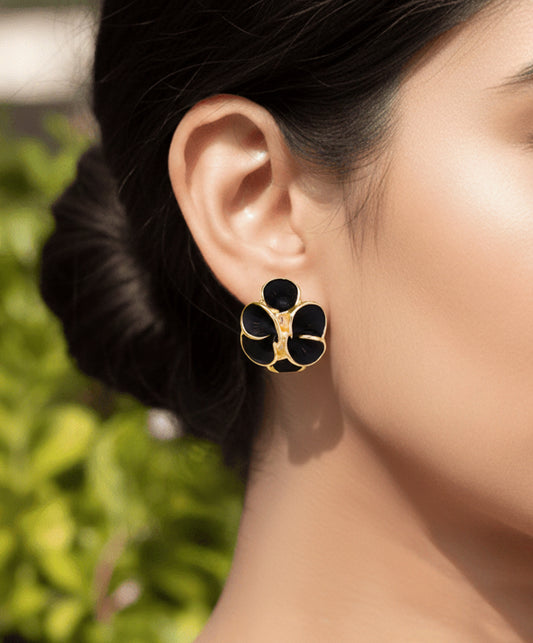 🌼 Plumvera Golden Shadow Flowers Earrings