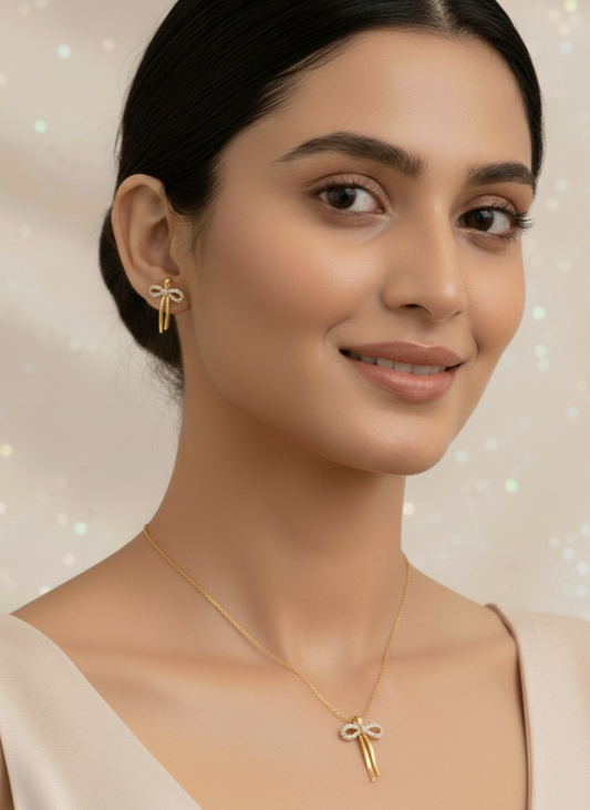 Plumvera Gilded Grace Ribbon Necklace